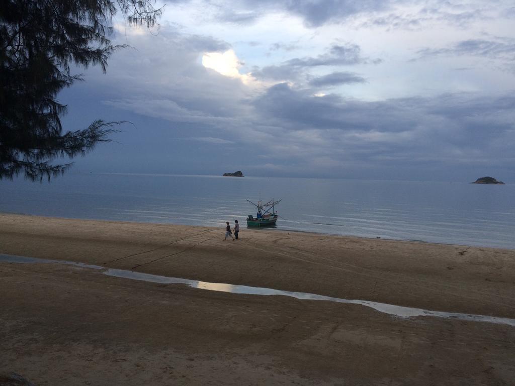 Mexican Beachfront Condo Ban Ban Khao Tao Exterior foto